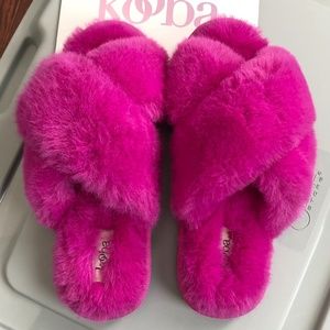 Hot Pink fluffy furry Barbie slippers soft 7
